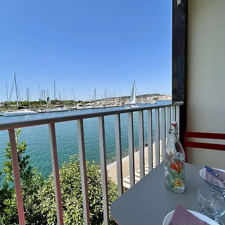 T2 Renove, 4 Couchages, Vue Port, Cap D'agde - Fr-1-249-446 * Agde
